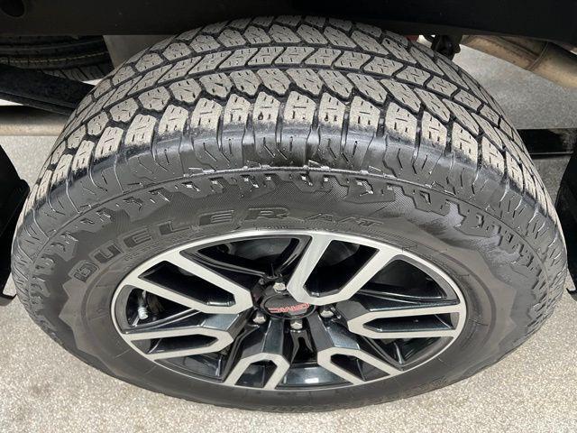 used 2024 GMC Sierra 1500 car, priced at $55,997