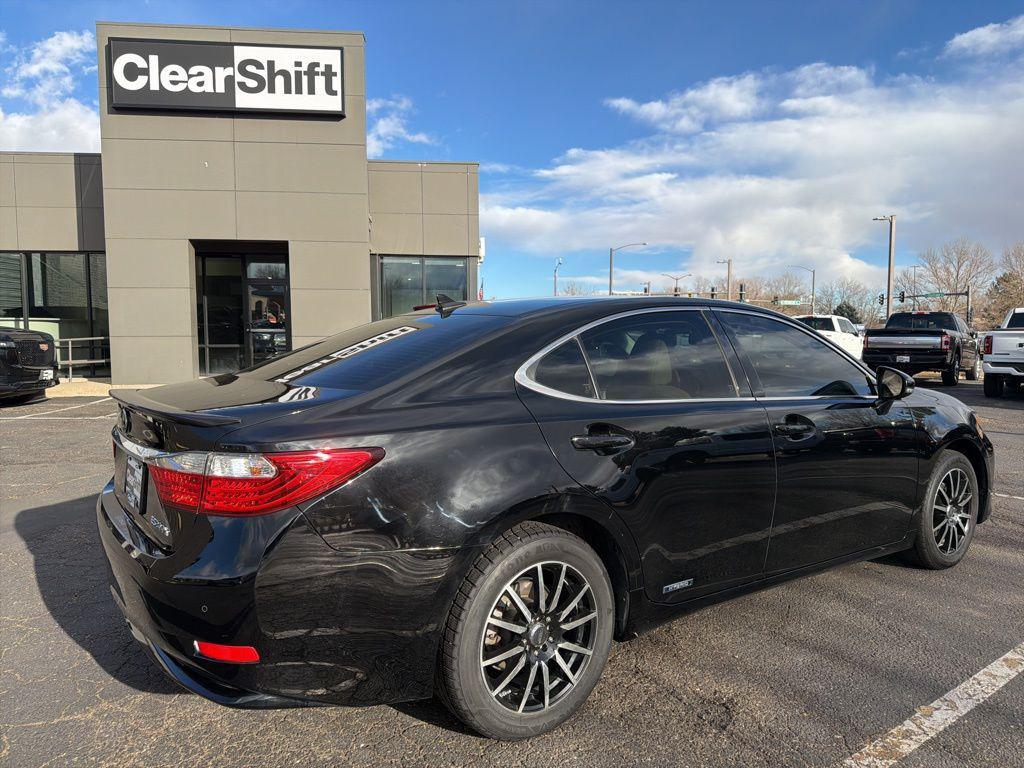 used 2013 Lexus ES 300h car, priced at $11,775