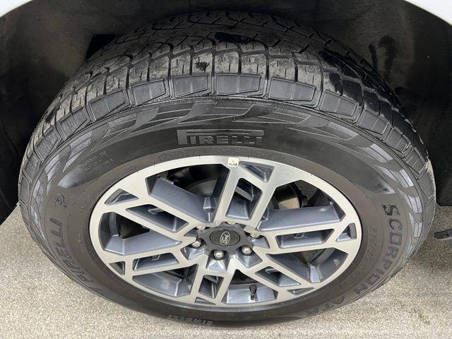 used 2025 Ford Expedition car, priced at $58,721
