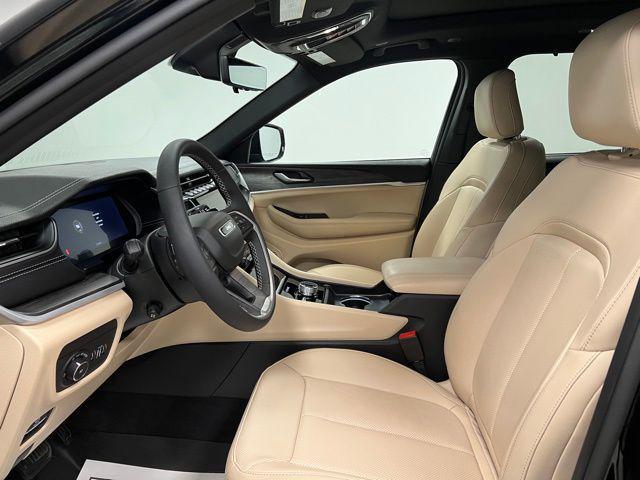 used 2025 Jeep Grand Cherokee L car, priced at $44,979