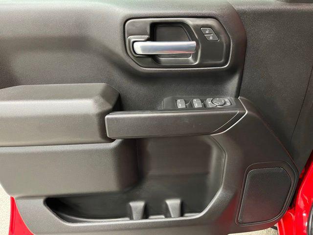 used 2025 GMC Sierra 1500 car, priced at $39,295