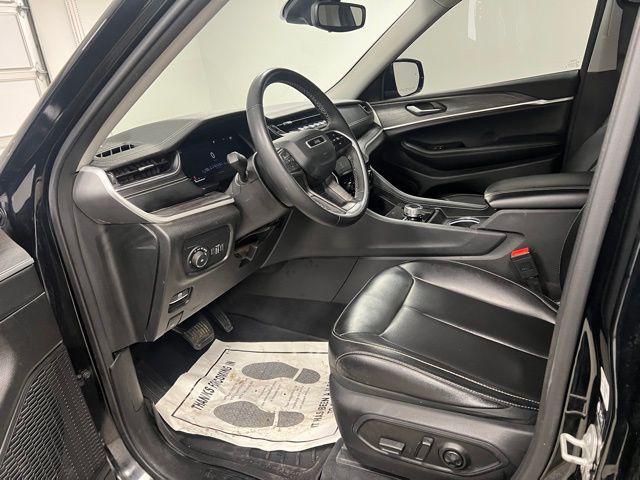 used 2023 Jeep Grand Cherokee car, priced at $26,405