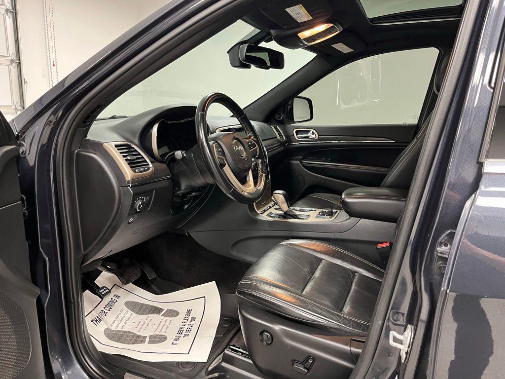 used 2016 Jeep Grand Cherokee car, priced at $10,979