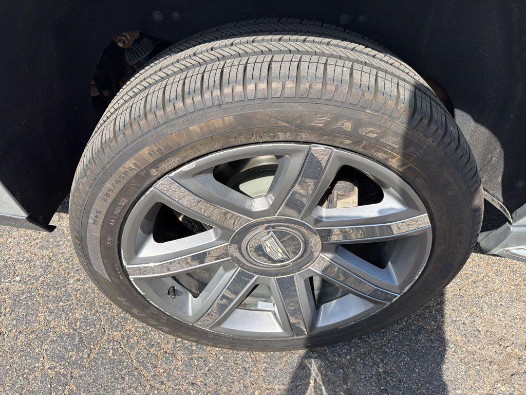 used 2017 Cadillac Escalade ESV car, priced at $22,997