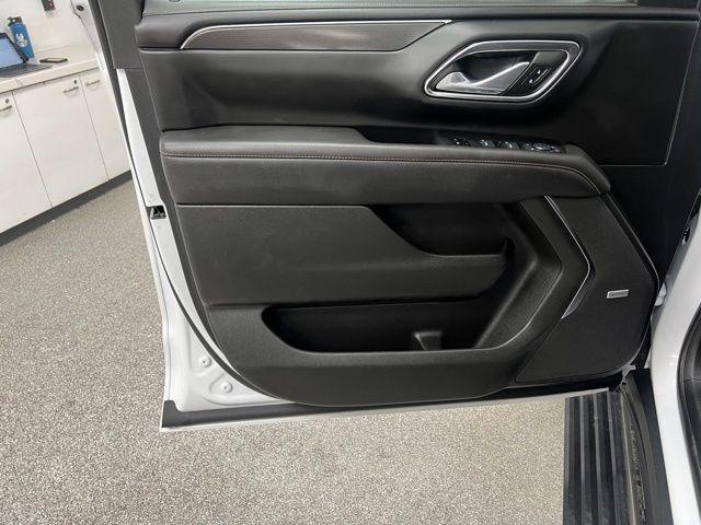 used 2024 GMC Yukon XL car, priced at $69,405