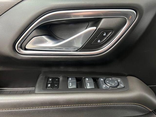 used 2024 GMC Yukon XL car, priced at $69,405