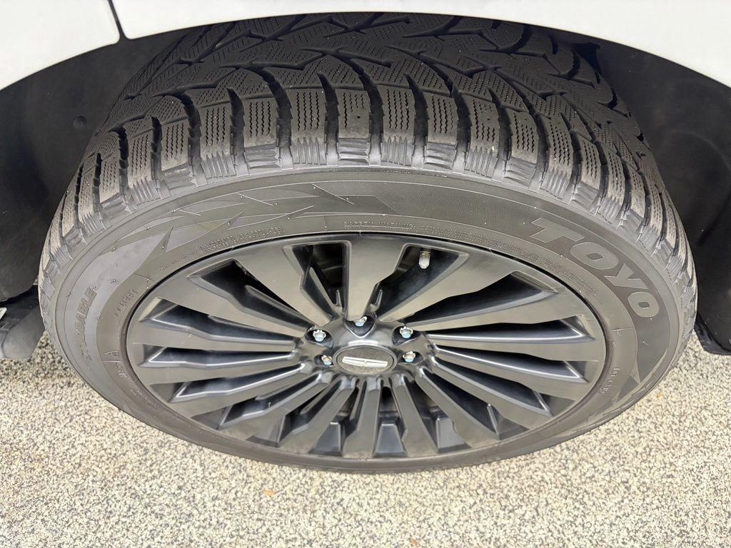 used 2019 Lincoln Navigator car, priced at $28,997