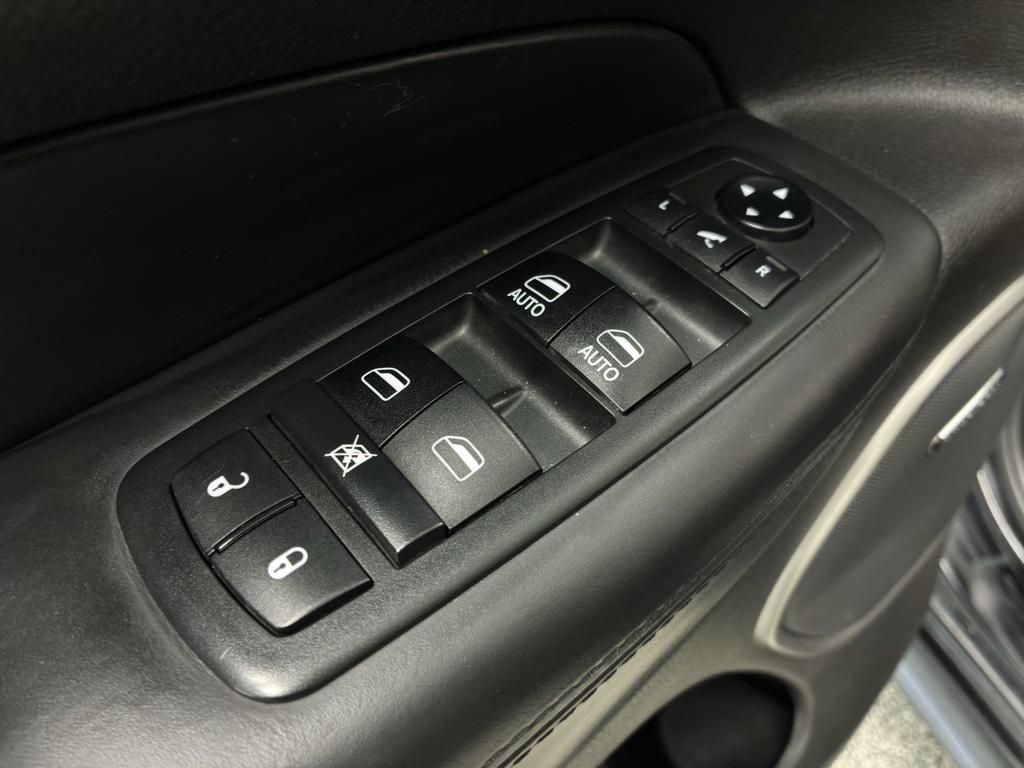 used 2018 Jeep Grand Cherokee car, priced at $21,997