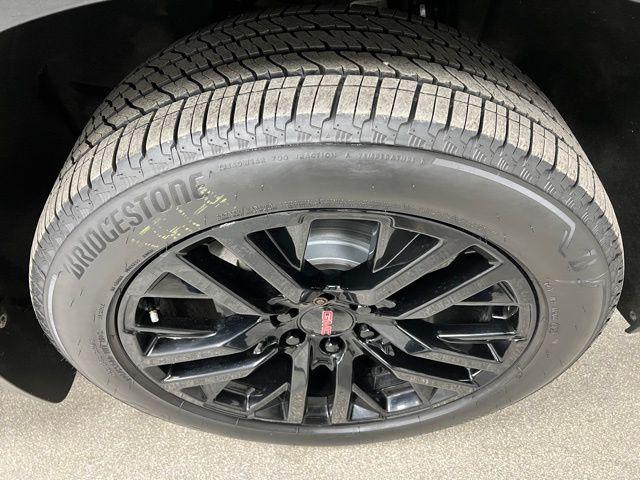 used 2022 GMC Yukon XL car, priced at $54,491