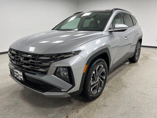 used 2025 Hyundai TUCSON Hybrid car, priced at $36,895