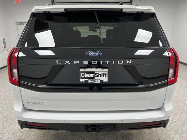 used 2025 Ford Expedition car, priced at $56,964