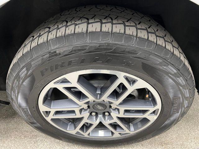 used 2025 Ford Expedition car, priced at $56,964