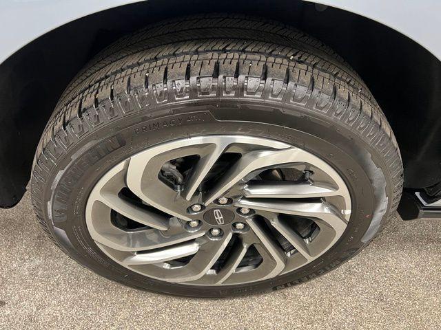 used 2025 Lincoln Navigator car, priced at $91,569