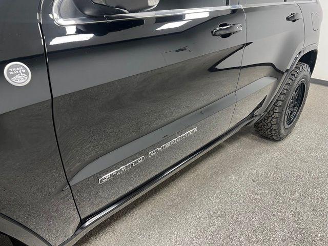 used 2019 Jeep Grand Cherokee car, priced at $23,569