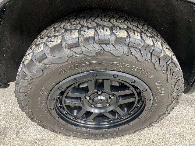 used 2019 Jeep Grand Cherokee car, priced at $23,569