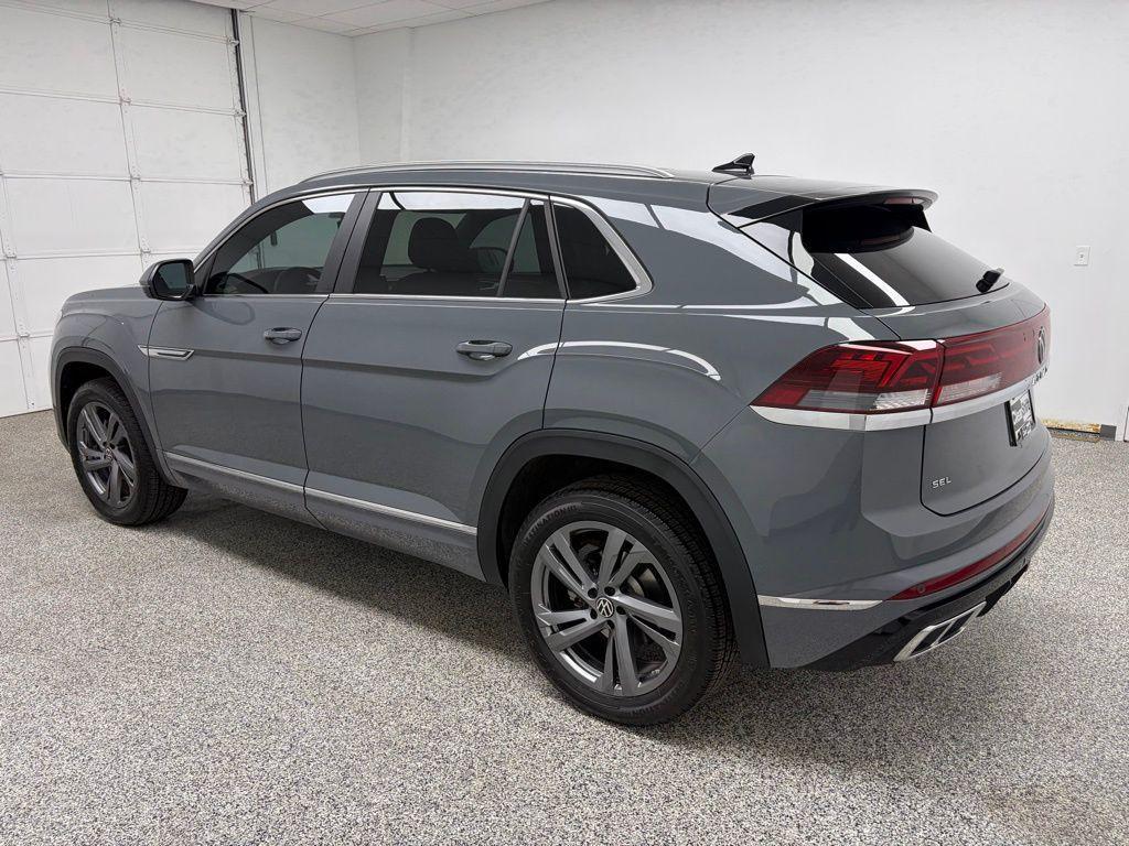 used 2024 Volkswagen Atlas Cross Sport car, priced at $32,669