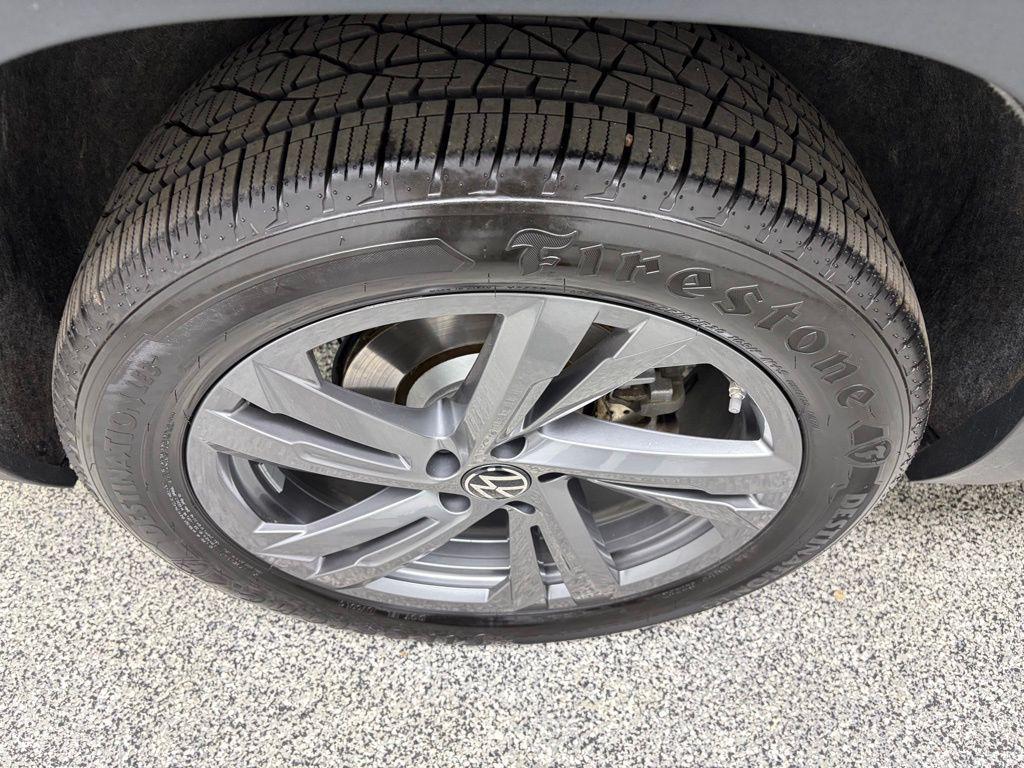 used 2024 Volkswagen Atlas Cross Sport car, priced at $32,669