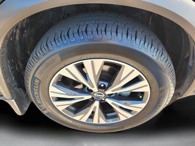 used 2023 Nissan Rogue car, priced at $17,898