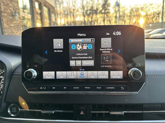 used 2024 Mitsubishi Outlander car, priced at $25,000