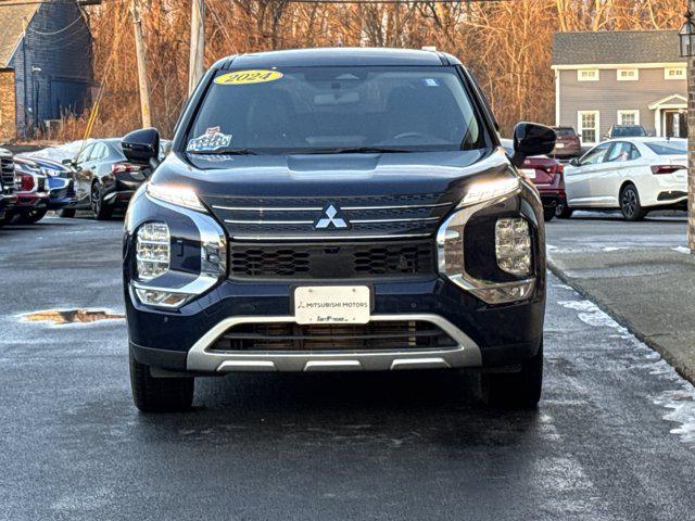 used 2024 Mitsubishi Outlander car, priced at $25,000