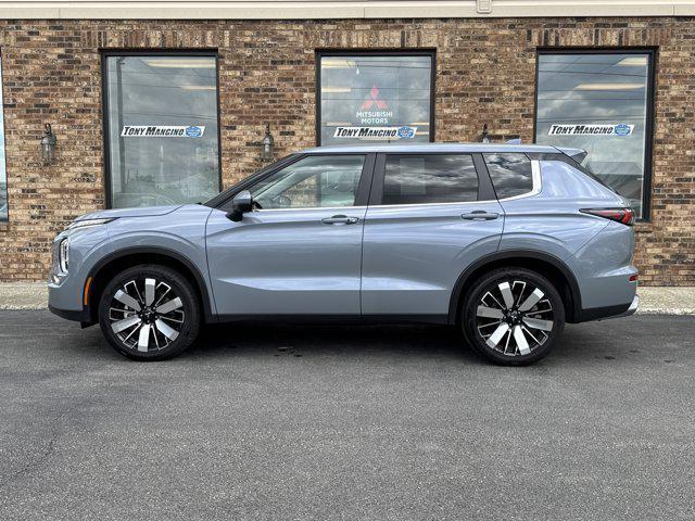 used 2025 Mitsubishi Outlander car, priced at $30,900