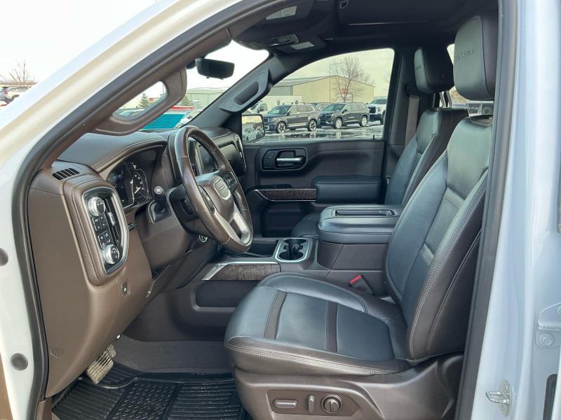 used 2022 GMC Sierra 1500 car, priced at $39,995
