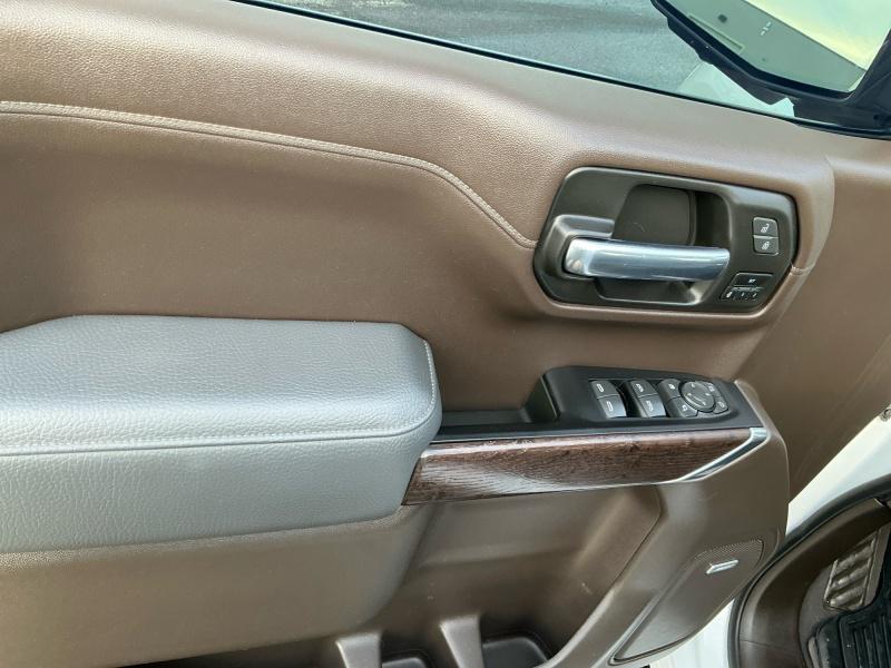 used 2022 GMC Sierra 1500 car, priced at $39,995