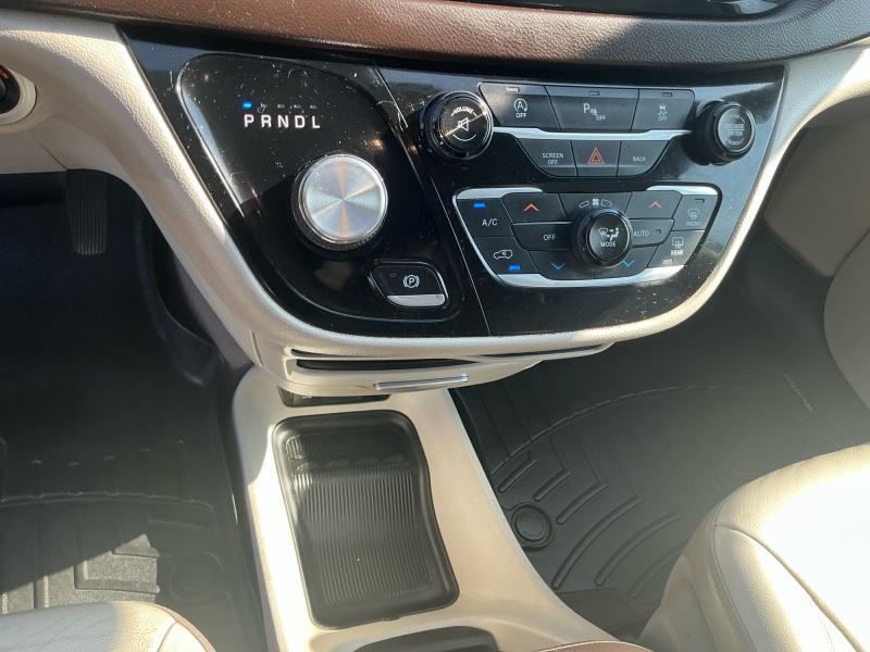 used 2017 Chrysler Pacifica car, priced at $7,746