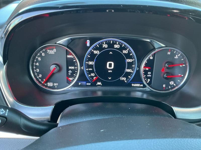 used 2023 Chevrolet Traverse car, priced at $32,995