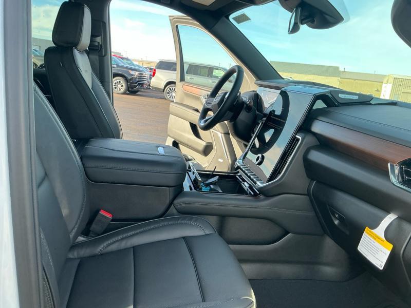 new 2026 GMC Yukon XL car, priced at $95,359