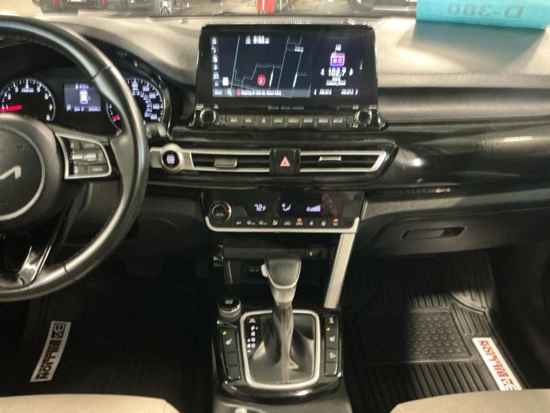 used 2023 Kia Seltos car, priced at $23,495