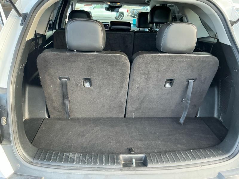 used 2022 Kia Sorento car, priced at $22,995