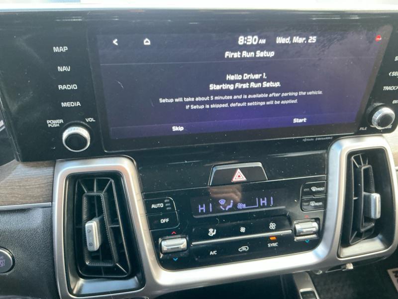 used 2022 Kia Sorento car, priced at $22,995