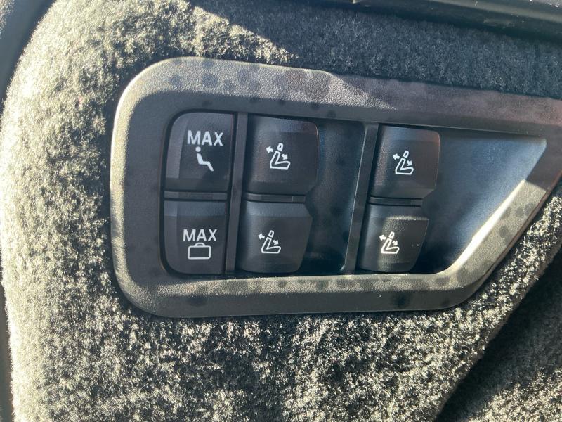 used 2022 BMW X7 car, priced at $62,995