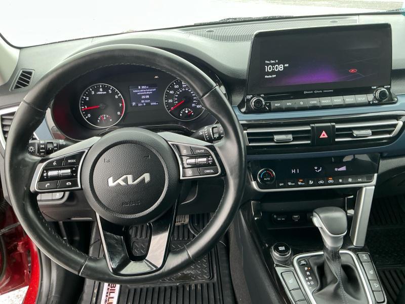 used 2023 Kia Seltos car, priced at $24,995