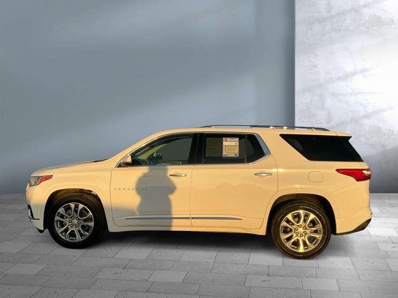 used 2021 Chevrolet Traverse car