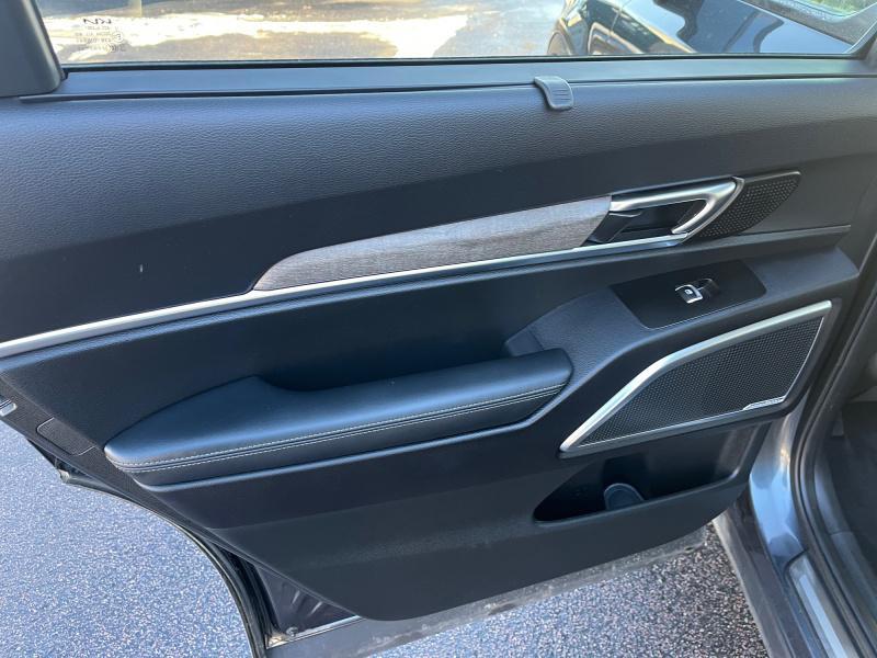 used 2022 Kia Telluride car, priced at $31,995