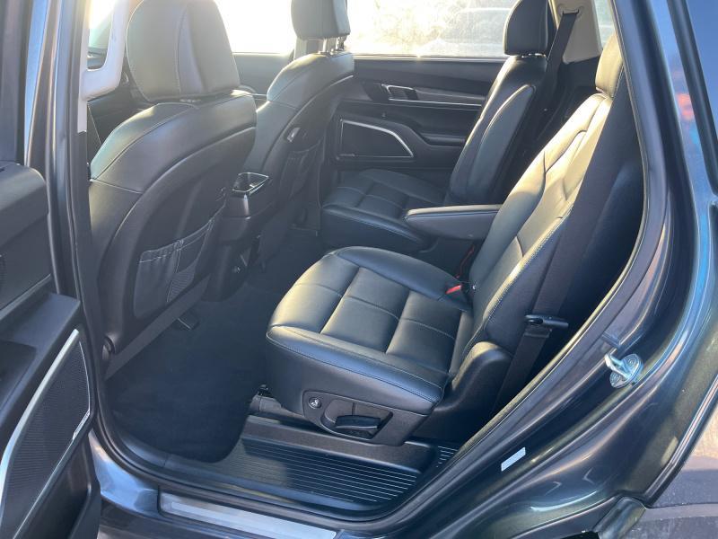 used 2022 Kia Telluride car, priced at $31,995