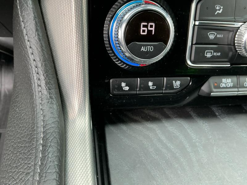 used 2021 GMC Yukon car, priced at $43,750