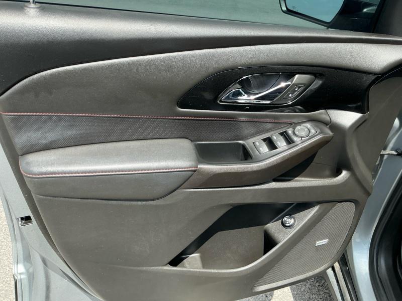 used 2023 Chevrolet Traverse car, priced at $37,750