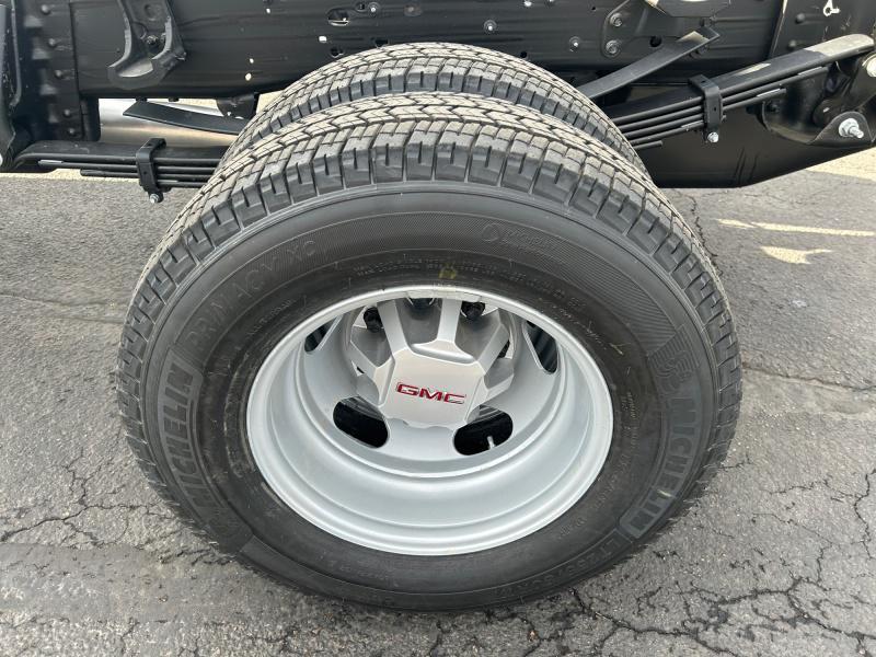 new 2026 GMC Sierra 3500 car, priced at $64,399