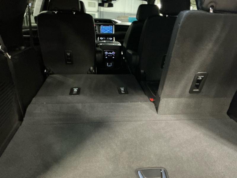 used 2024 GMC Yukon car, priced at $67,995