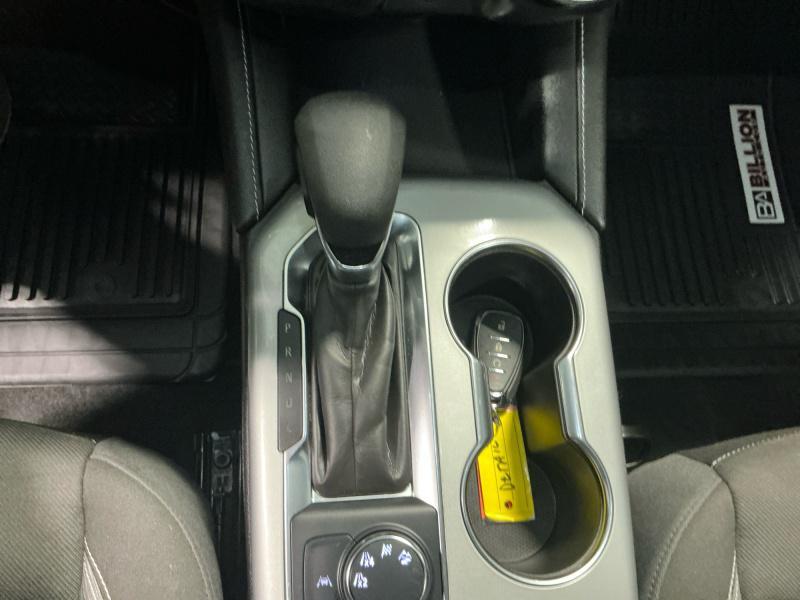 used 2025 Chevrolet Blazer car, priced at $32,995