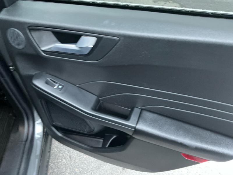 used 2025 Ford Escape car, priced at $31,995