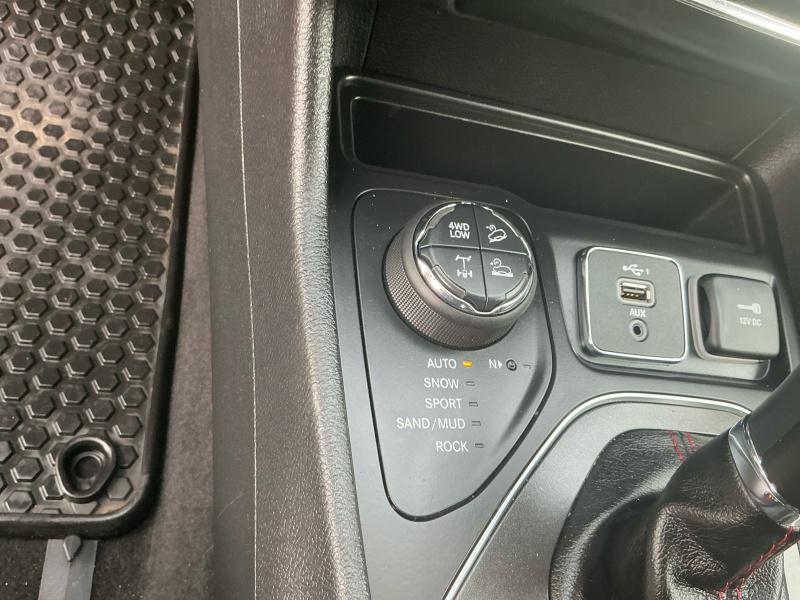 used 2020 Jeep Cherokee car, priced at $21,750