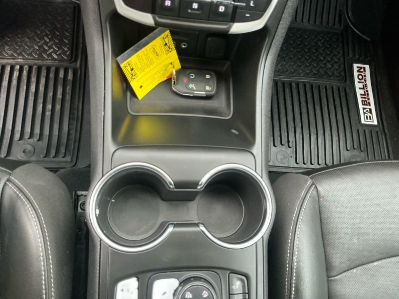 used 2022 GMC Terrain car, priced at $24,995