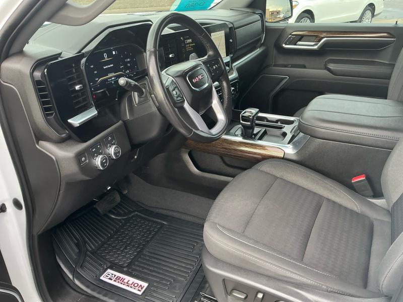 used 2023 GMC Sierra 1500 car, priced at $43,995