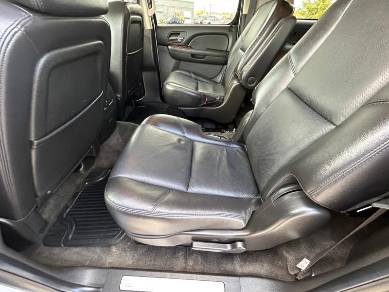 used 2009 Chevrolet Suburban car, priced at $14,495