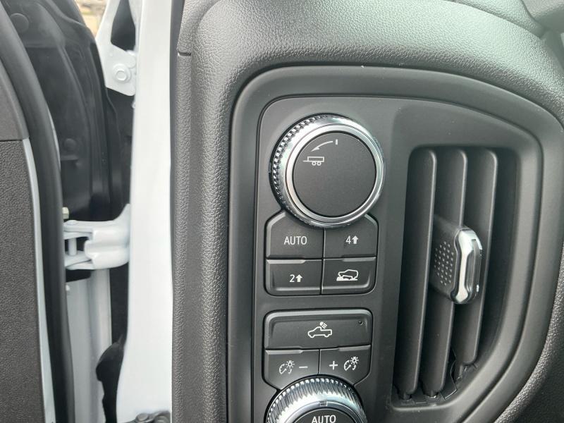 new 2026 GMC Sierra 1500 car, priced at $46,719