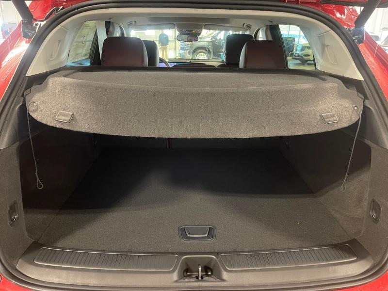 new 2025 Buick Envision car, priced at $42,244